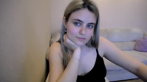 shy_sabrina_ online show from 27, 4, 2026