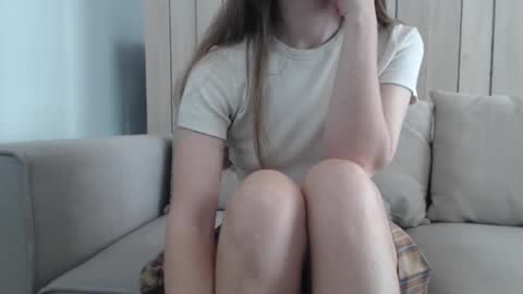 shy_schoolgirl_ online show from 8, 2, 2025