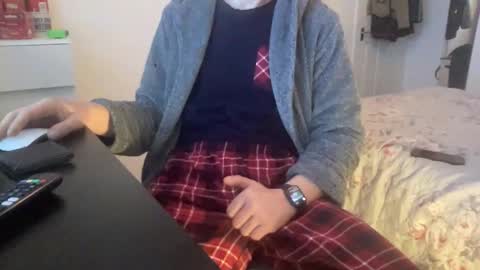 Snapshot of shyboy0533 chatting on 5, 11, 2025 shyboy0533 online show from 5, 11, 2025