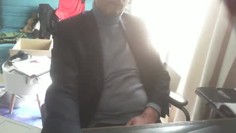 shyfrenchcock online show from 10, 3, 2025