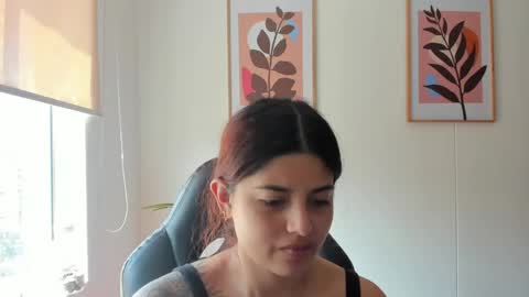 shylittlebunny online show from 20, 4, 2026