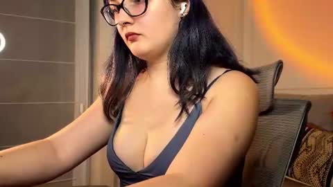 Vanessa online show from 12, 6, 2026