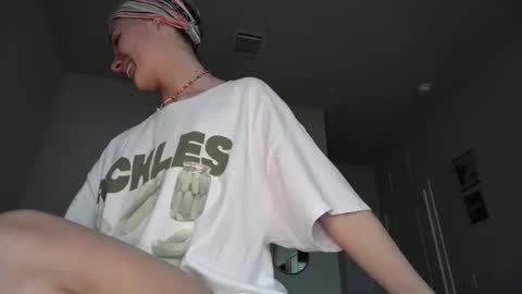 shypetitebaby online show from 17, 11, 2025