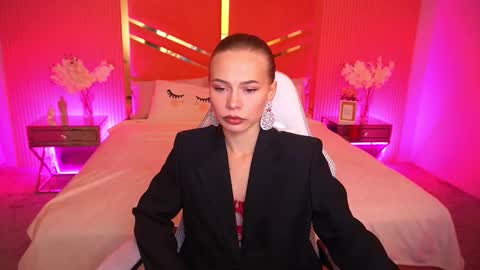 shyysiren online show from 2, 10, 2025