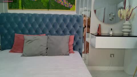 Sienna online show from 17, 1, 2026