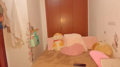 sierra_violet online show from 6, 5, 2026