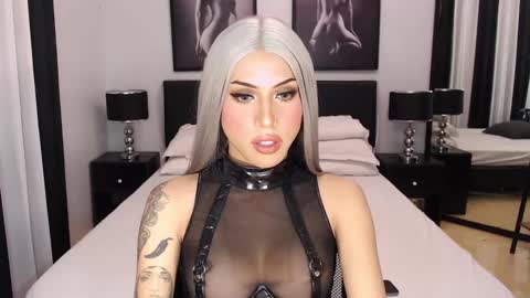 Snapshot of significantmistress chatting on 4, 12, 2024 Jenny Hakenson online show from 4, 12, 2024