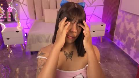 Siiam Tay online show from 5, 2, 2026