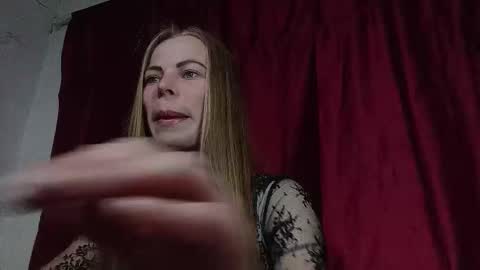 JULIANA online show from 14, 3, 2026