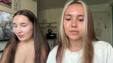 You fav Miss Si online show from 22, 3, 2026