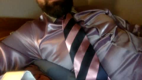 Snapshot of silktie chatting on 17, 7, 2026 satinsub online show from 17, 7, 2026
