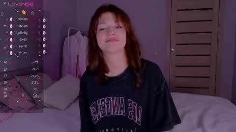 Snapshot of silly___woman chatting on 4, 5, 2026 silly___woman online show from 4, 5, 2026