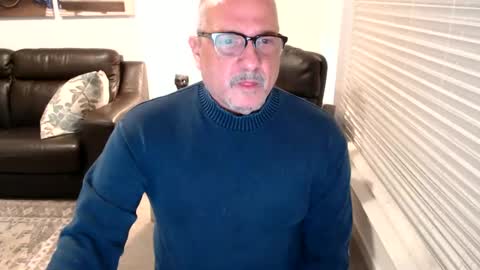 Snapshot of silveroli187 chatting on 11, 2, 2025 silveroli187 online show from 11, 2, 2025