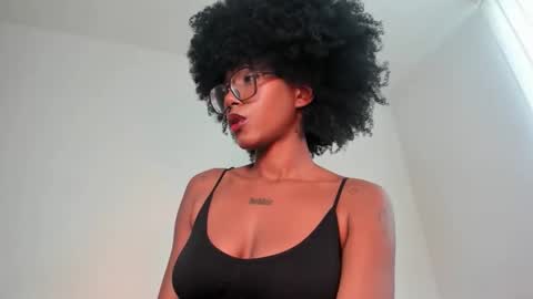 Snapshot of silverosequeen chatting on 2, 6, 2026 silverosequeen online show from 2, 6, 2026