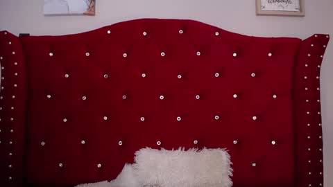 silvia_ls online show from 7, 2, 2025