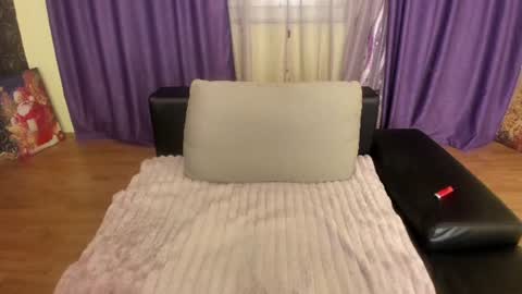 Snapshot of silvyalove chatting on 13, 6, 2026 Silvya online show from 13, 6, 2026