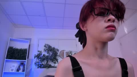 Snapshot of sima_wendy chatting on 22, 9, 2025 Wendy help me get get 69 likes  online show from 22, 9, 2025