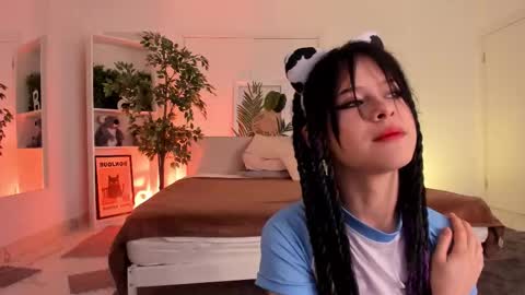 Snapshot of sima_wendy chatting on 17, 10, 2025 Wendy help me get get 69 likes  online show from 17, 10, 2025