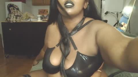 Snapshot of siminfox chatting on 18, 9, 2025 Simin Fox online show from 18, 9, 2025