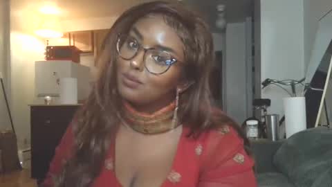 Snapshot of siminfox chatting on 2, 10, 2025 Simin Fox online show from 2, 10, 2025