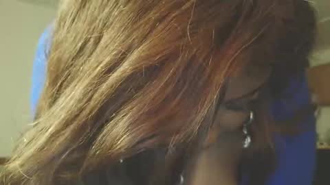 Snapshot of siminfox chatting on 24, 10, 2025 Simin Fox online show from 24, 10, 2025