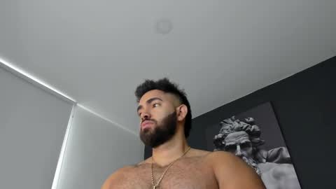 simon_leon01 online show from 17, 2, 2025