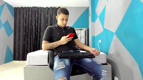 Snapshot of simonkeler chatting on 13, 12, 2024 SIMON KELER online show from 13, 12, 2024