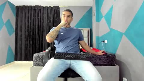 Snapshot of simonkeler chatting on 10, 2, 2025 SIMON KELER online show from 10, 2, 2025