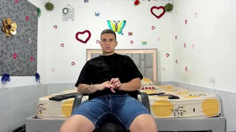 Snapshot of simonkeler chatting on 16, 9, 2025 SIMON KELER online show from 16, 9, 2025