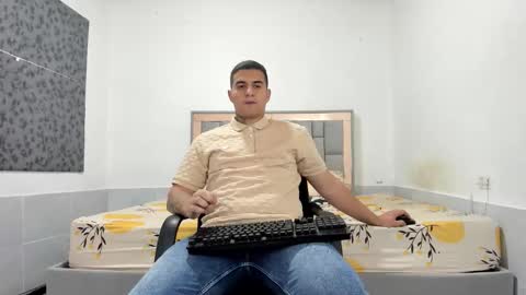 Snapshot of simonkeler chatting on 18, 1, 2026 SIMON KELER online show from 18, 1, 2026