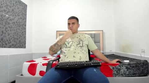 Snapshot of simonkeler chatting on 14, 2, 2026 SIMON KELER online show from 14, 2, 2026