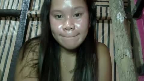 simply_y0urs online show from 4, 12, 2024