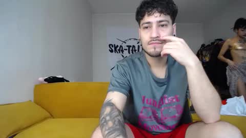 Sofi wed. - sat. 11am - 11 pm and Santi with Sofi sun.. - tue. 11 am - 5 pm  europe online show from 15, 12, 2025