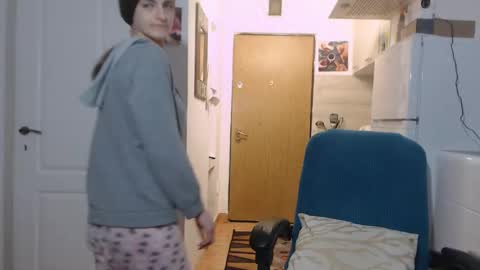 simyhvn online show from 18, 2, 2025