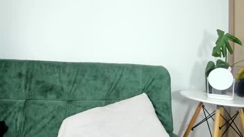 Sunny online show from 13, 2, 2025