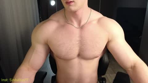 Snapshot of sinffuly chatting on 19, 4, 2026 Richard online show from 19, 4, 2026
