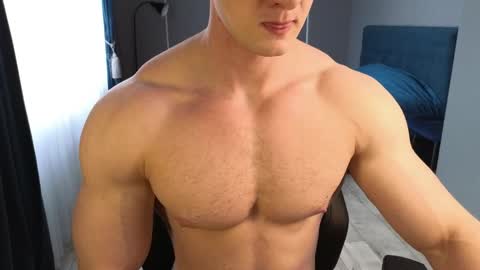 Snapshot of sinffuly chatting on 11, 5, 2026 Richard online show from 11, 5, 2026