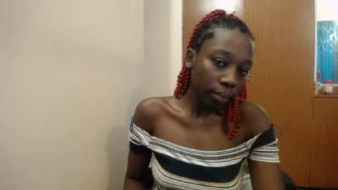 Snapshot of sinn_doll chatting on 28, 5, 2026 Elsie online show from 28, 5, 2026