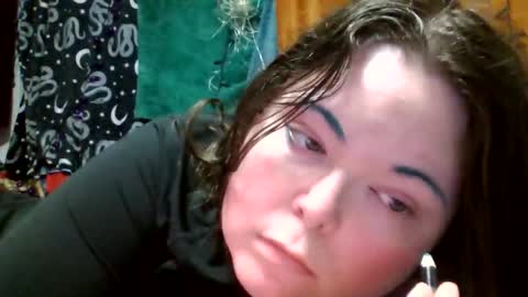 Snapshot of siofra chatting on 9, 5, 2026 Siofra online show from 9, 5, 2026
