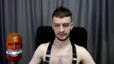 Sir Damien online show from 5, 12, 2025