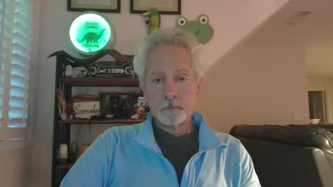 Snapshot of sir_lust_alot chatting on 10, 5, 2026 Don Roberto online show from 10, 5, 2026