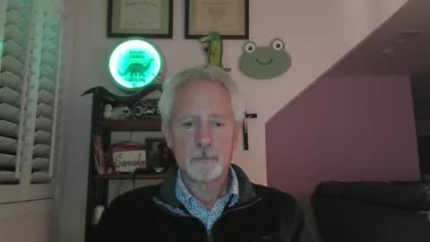 Snapshot of sir_lust_alot chatting on 11, 5, 2026 Don Roberto online show from 11, 5, 2026