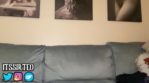 Snapshot of sir_teo chatting on 17, 12, 2024 SIR TEO online show from 17, 12, 2024