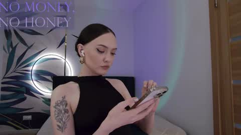 Snapshot of sirenaswhisper chatting on 24, 2, 2026 Goddess Sirena online show from 24, 2, 2026