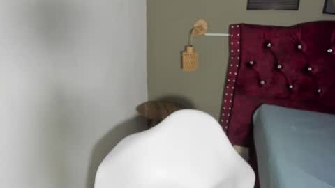 Sirenmoonn online show from 14, 2, 2026