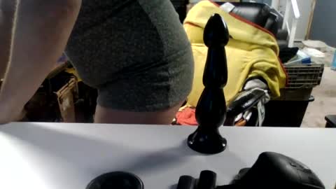sissifrick online show from 12, 6, 2026