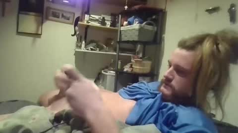 sissyboy031 online show from 18, 2, 2026