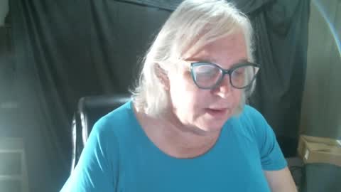 Snapshot of sissydianetx chatting on 11, 2, 2025 Sissy Diane online show from 11, 2, 2025