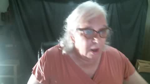 Snapshot of sissydianetx chatting on 25, 2, 2025 Sissy Diane online show from 25, 2, 2025