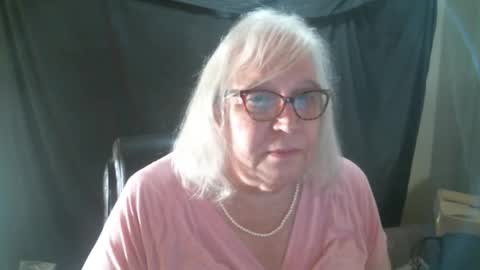 Snapshot of sissydianetx chatting on 11, 3, 2025 Sissy Diane online show from 11, 3, 2025
